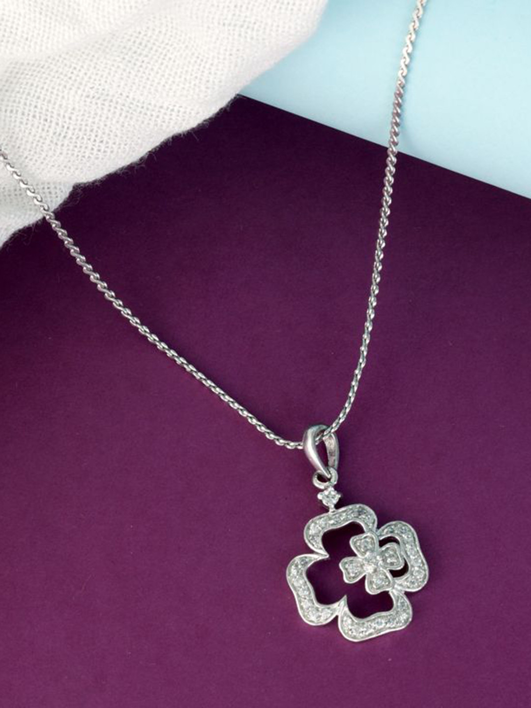 Tuanz Silver Jewelry Unisex 925 Sterling Silver Rhodium-Plated CZ Studded Clover Pendant