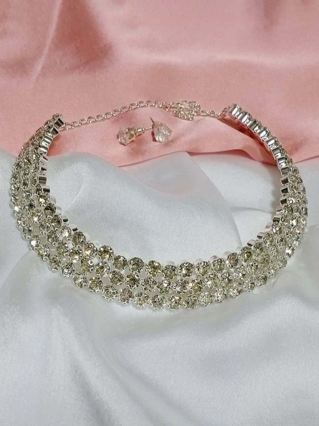 JMBW INTERNATIONAL Silver Plated Artificial Stone Studded Chocker