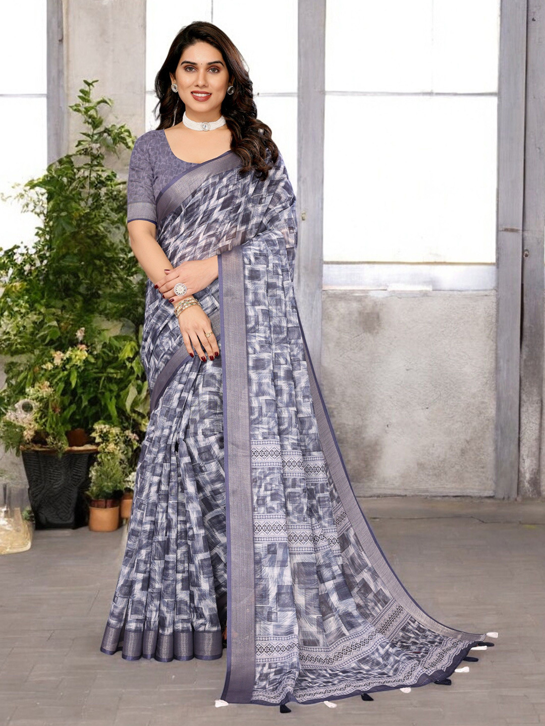 The Textile Hub Ethnic Motifs Zari Pure Linen Saree