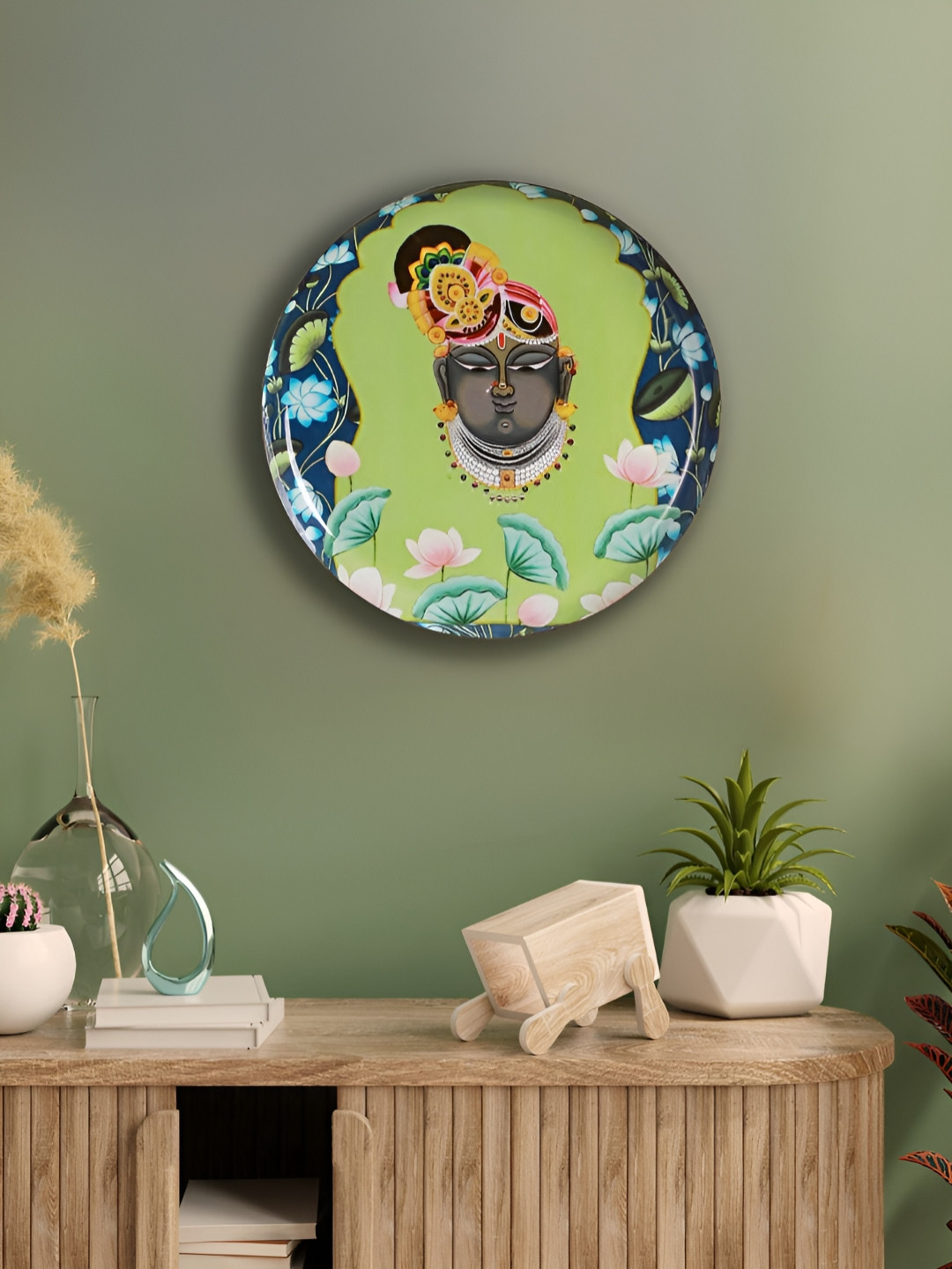 Homspurts Shreenathji Wall Art Metal Ethnic Motifs Glossy Hanging Hall Wall Plates-12In