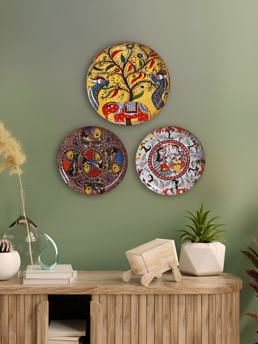 Homspurts Madhubani Yellow & Red 3 Pieces Printed Metal Wall Plates