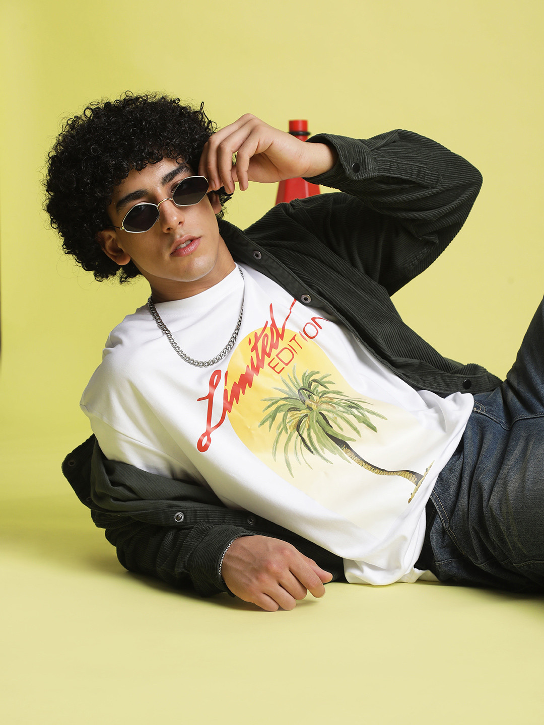 Bene Kleed Graphic Printed Round Neck Pure Cotton T-shirt
