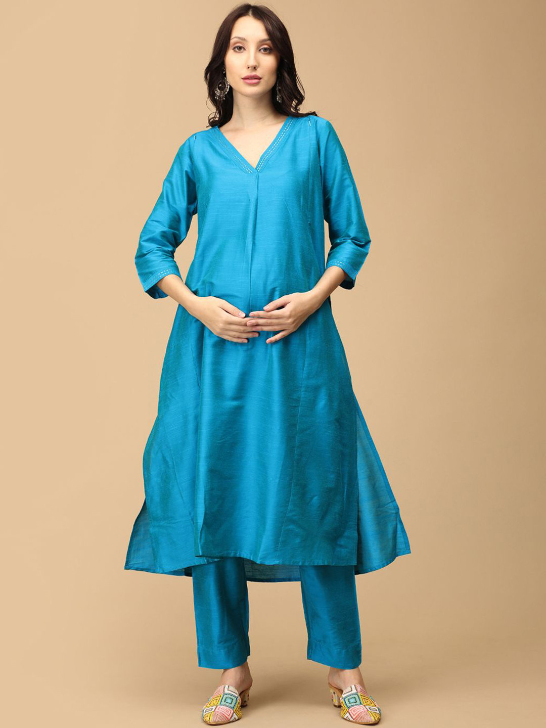 The Mom Store Mermaid Moment Three-Quarter Sleeves Raw Silk Maternity Kurta & Trouser