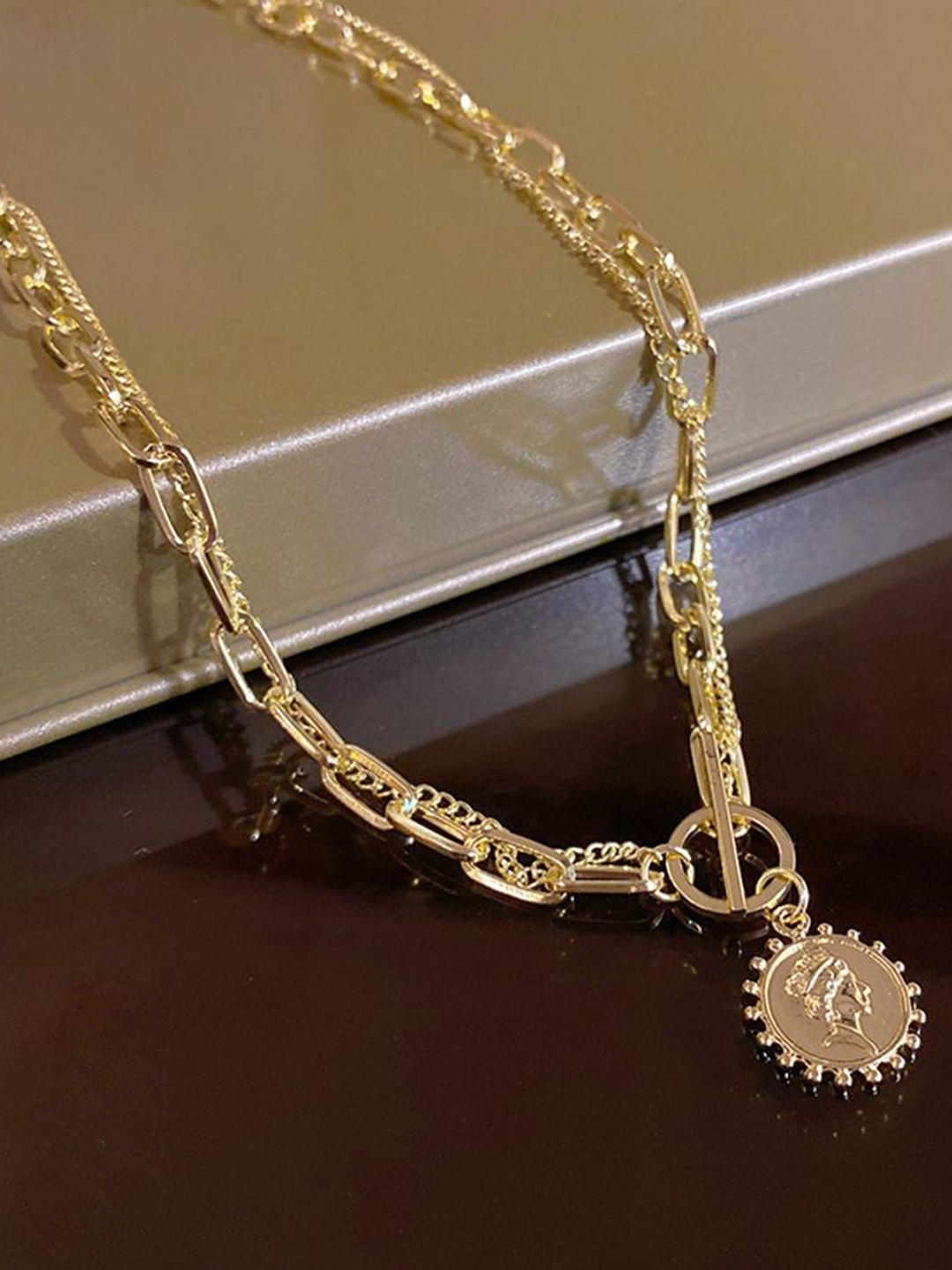 DESTINY JEWELS Gold Plated Head Coin Pendant Toggle Choker Thick Necklace