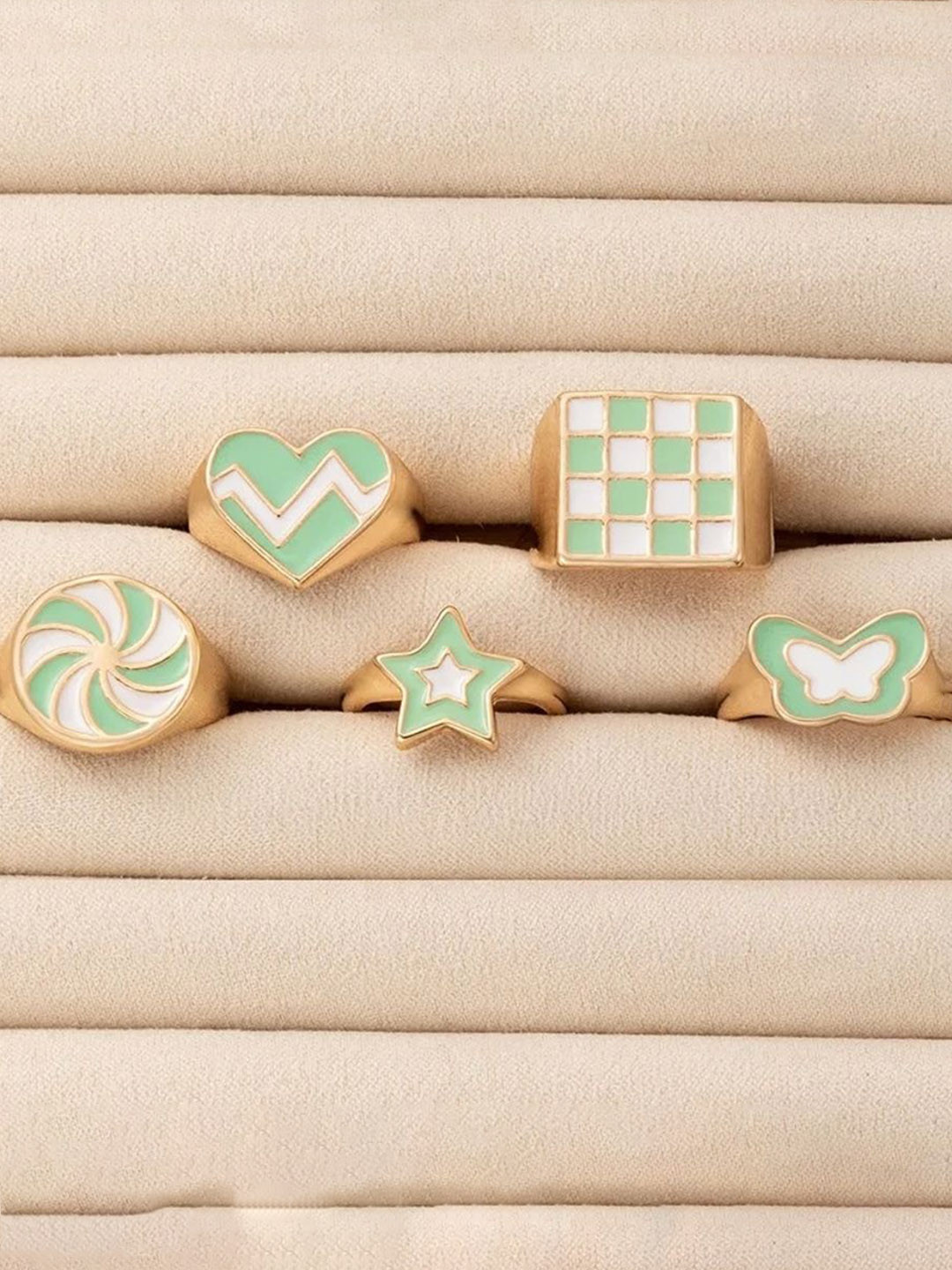 DESTINY JEWELS Set Of 5 Gold Plated Drip Checkerboard Love Finger Rings