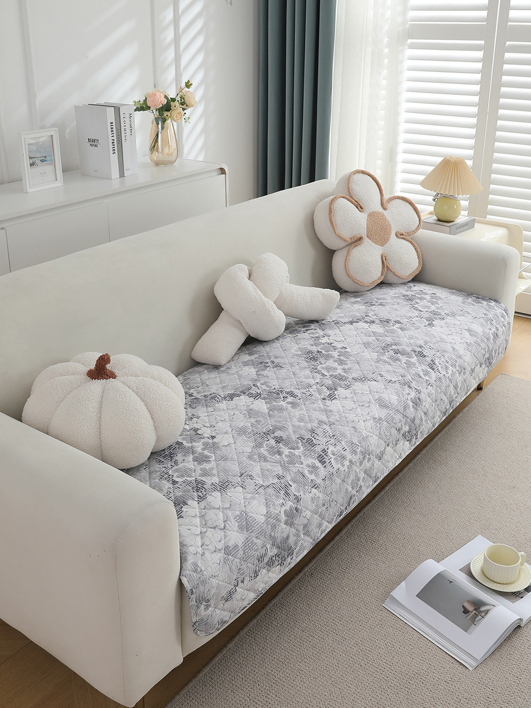 HOKIPO Grey & White Floral Printed Waterproof 160 cm Sofa Cover