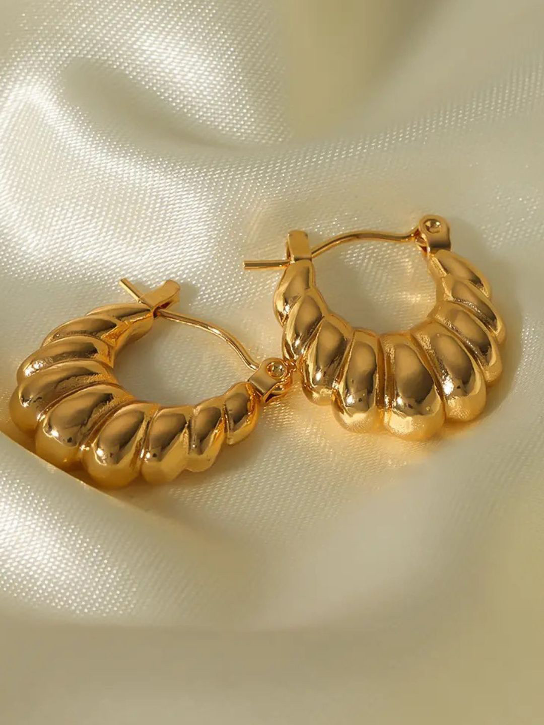 PUTSTYLE Gold-Plated Mini Stainless Steel Hoop Earring