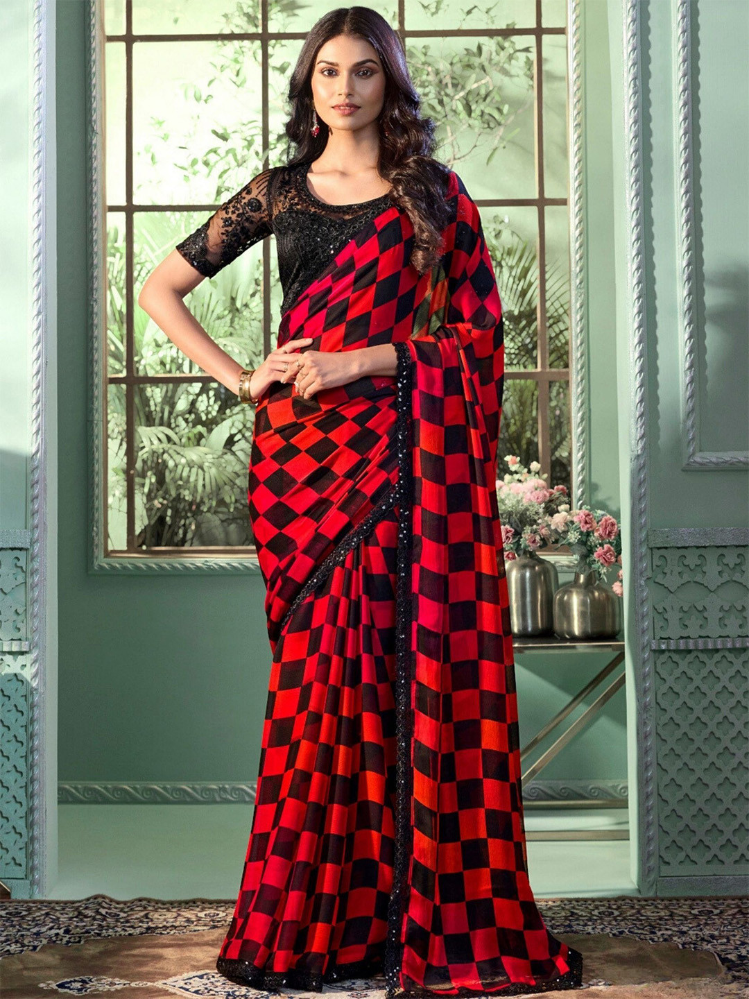 TRENDOYE Checked Embellished Saree