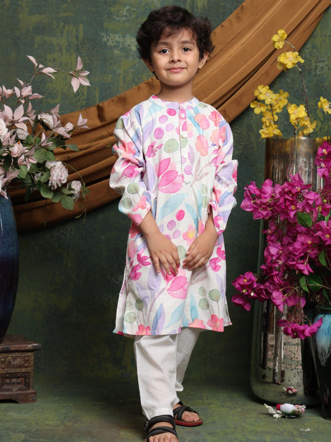 SAKA DESIGNS Boys Floral Printed Mandarin Collar Regular  Jute Cotton Kurta With Pyjama