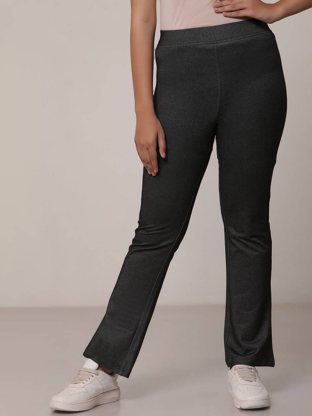 elleven Women Skinny Fit Bootcut Trouser