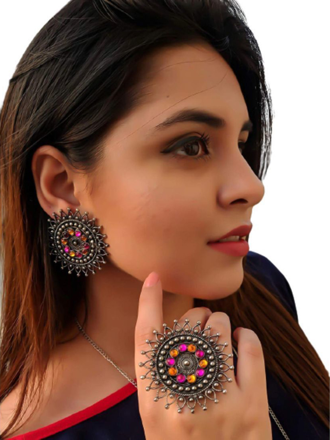 DEGHLAM Stone-Studded Finger Ring & Earrings