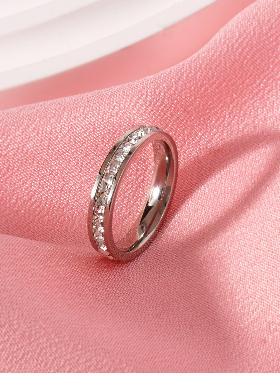 AQUASTREET 18K Rhodium Plated Waterproof Antitarnish Channel-set Single Row Stone Ring