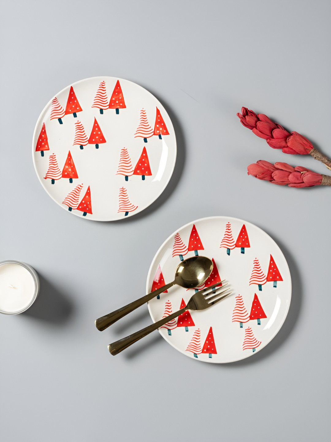 Eyaas Red & White 2 Pieces Hand-Painted Ceramic Breakfast Plates