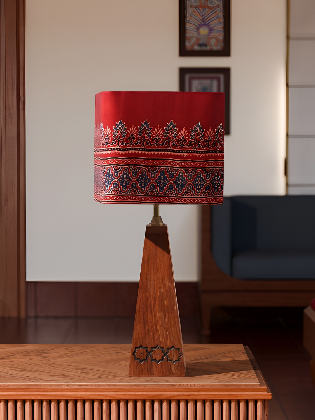 Eyaas Red & Blue Square Shaped Lamp Shade in Pleated Ajrakh
