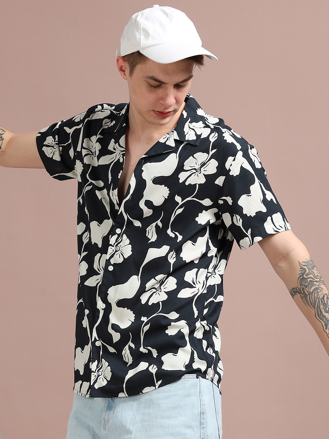 StitchX Men's Slim Fit Half Sleeve Floral Printed Resort Cuban Collar Shirt