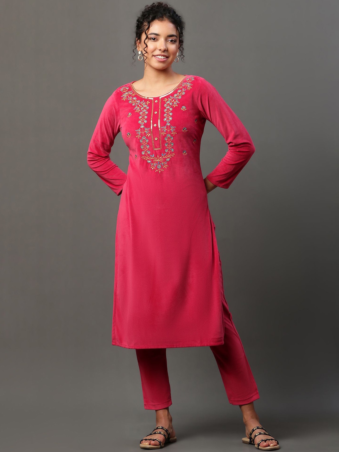 AURELIA Floral Embroidered Sequinned Straight Kurta With Trousers