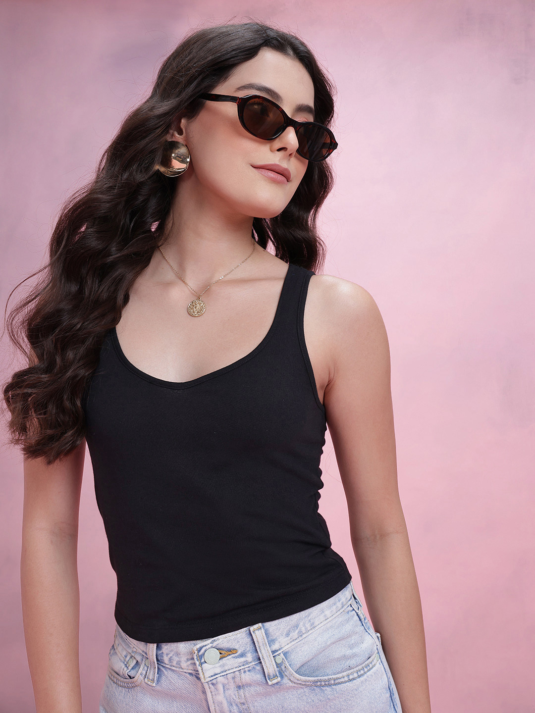DressBerry Scoop Neck Crop Top