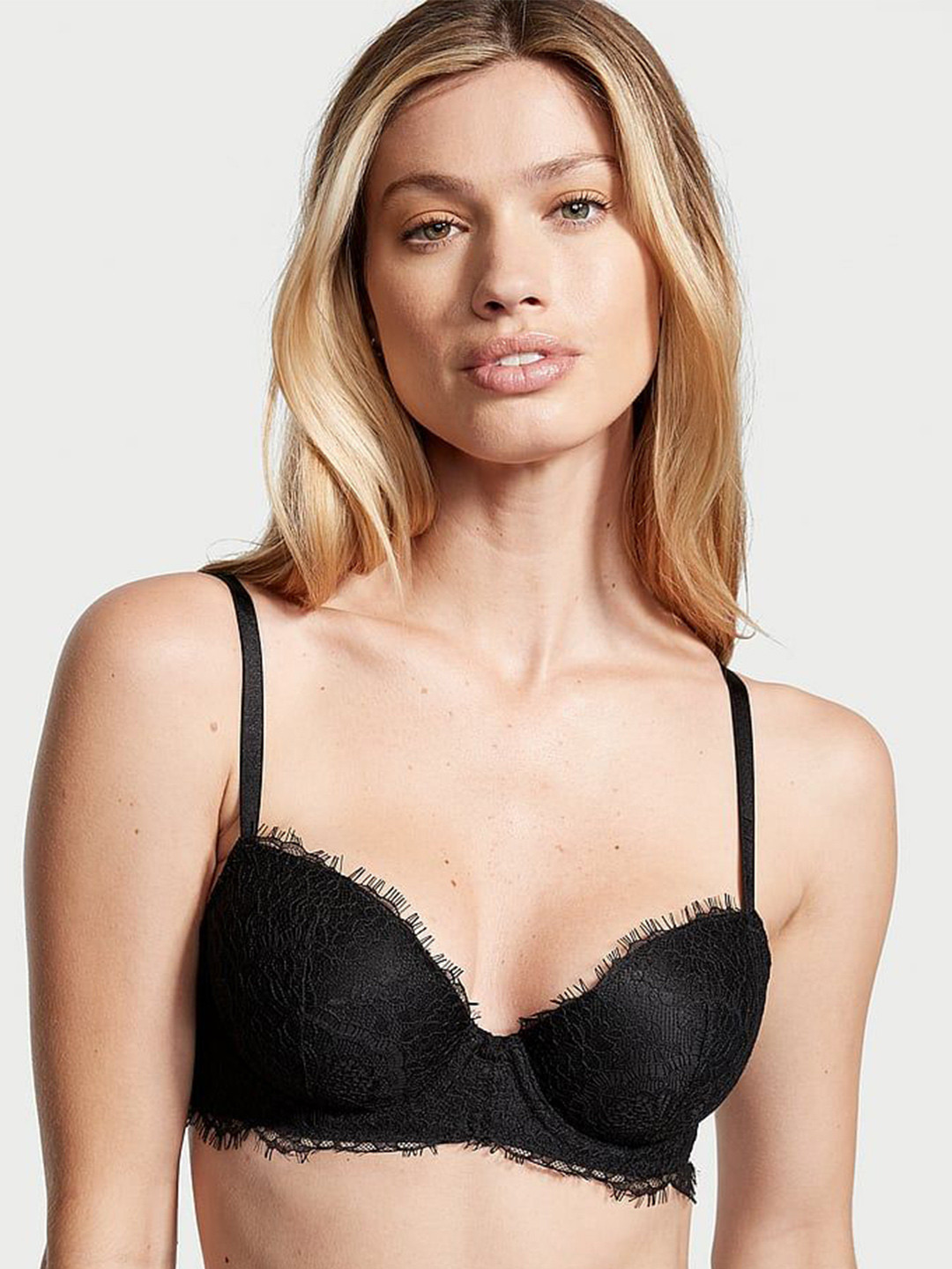 Victoria's Secret Dream Angels Lightly-Lined Demi Embellished Bra