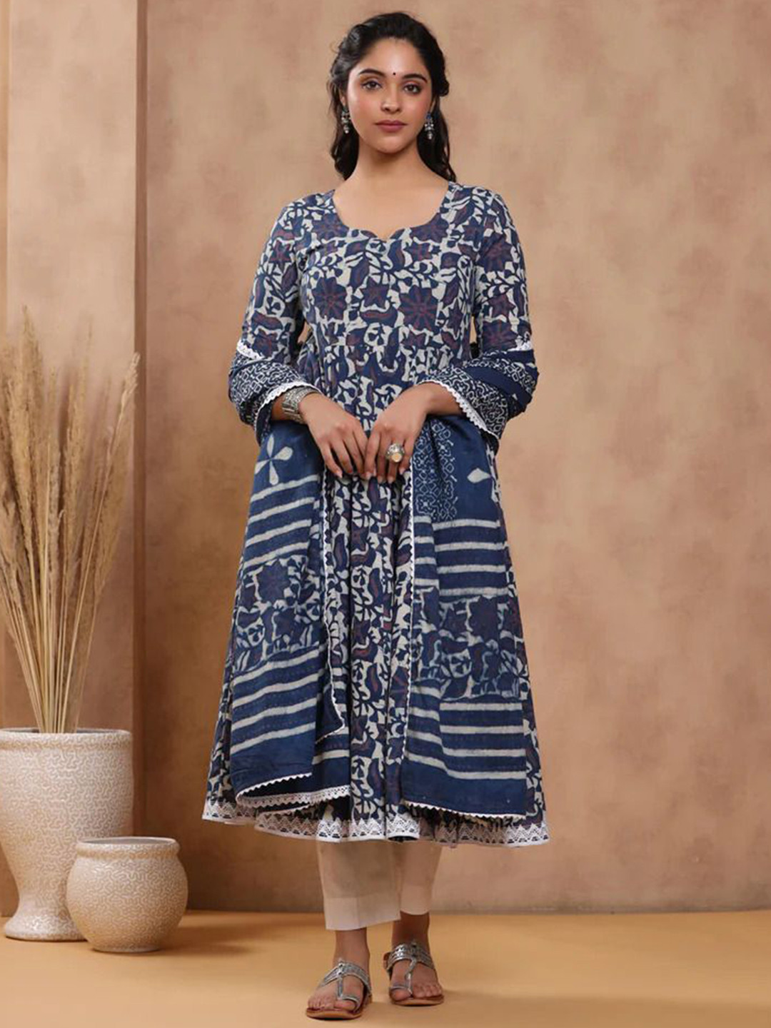NEW STYLISH Floral Printed Empire Anarkali Kurta with Trousers & Dupatta