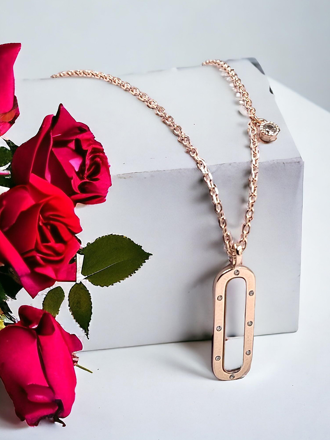 AMONROO 925 Sterling Silver Rose Gold-Plated CZ Studded Oval Shaped Pendant Chain