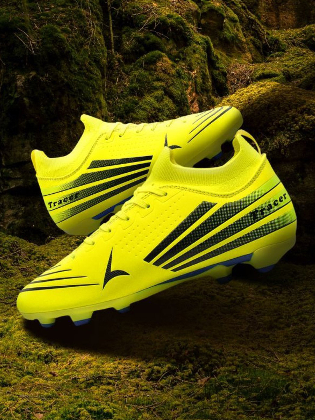 TRACER Men Lace-Ups Football Shoes