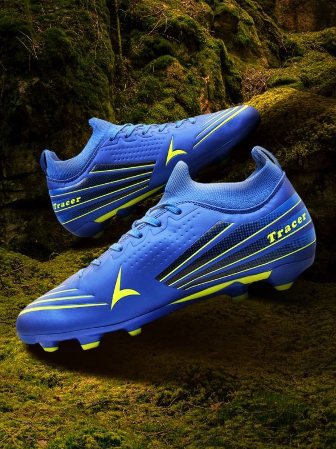 TRACER Men Lace-Ups Football Shoes