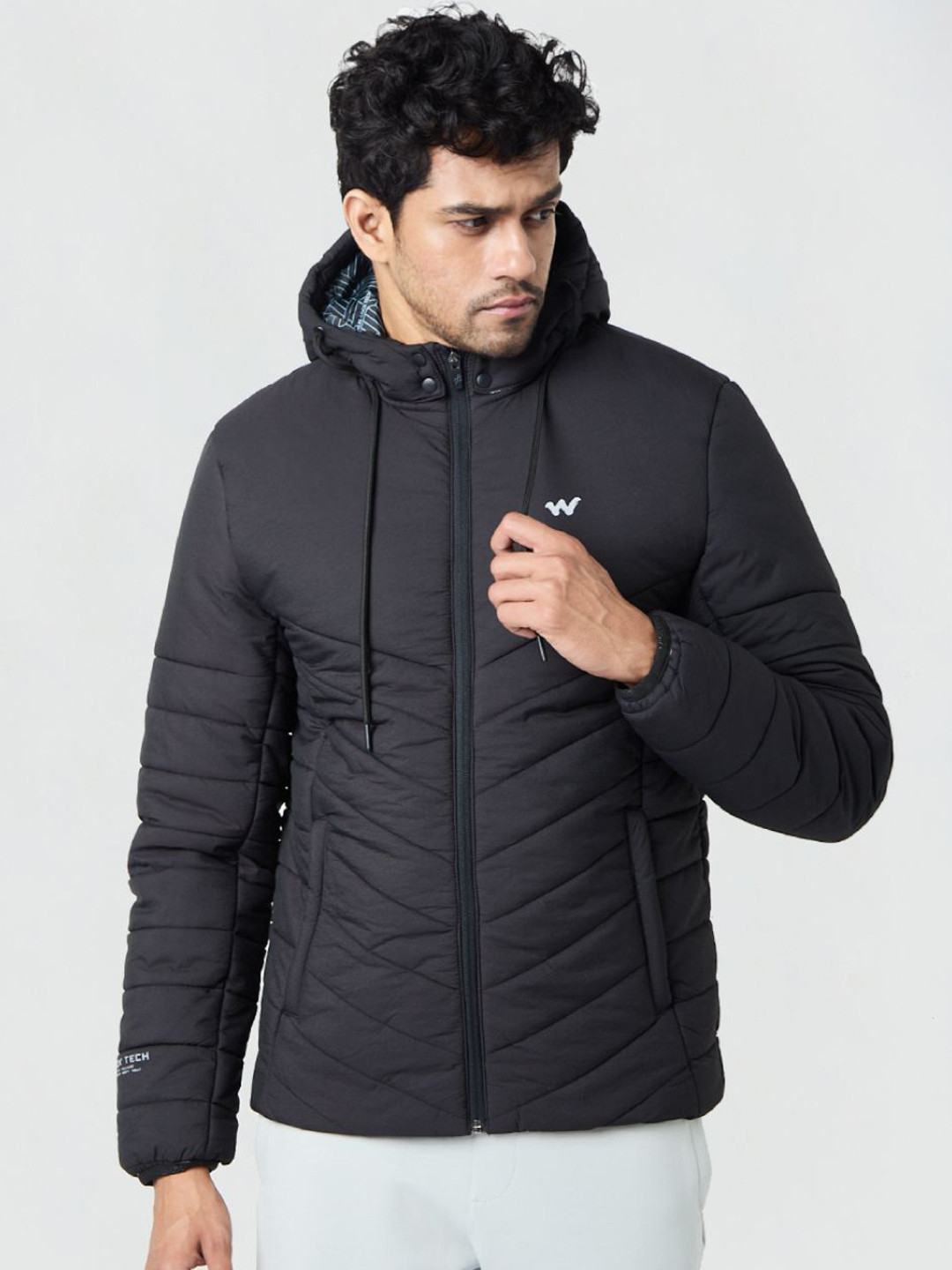 Wildcraft Men HEATLOCK HUSKY 2.0 Hooded Solid Casual Puffer Lightweight Jacket