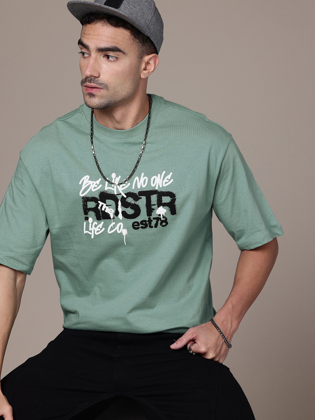 The Roadster Life Co.  Brand Logo Drop-Shoulder Sleeves Pure Cotton Relaxed T-shirt