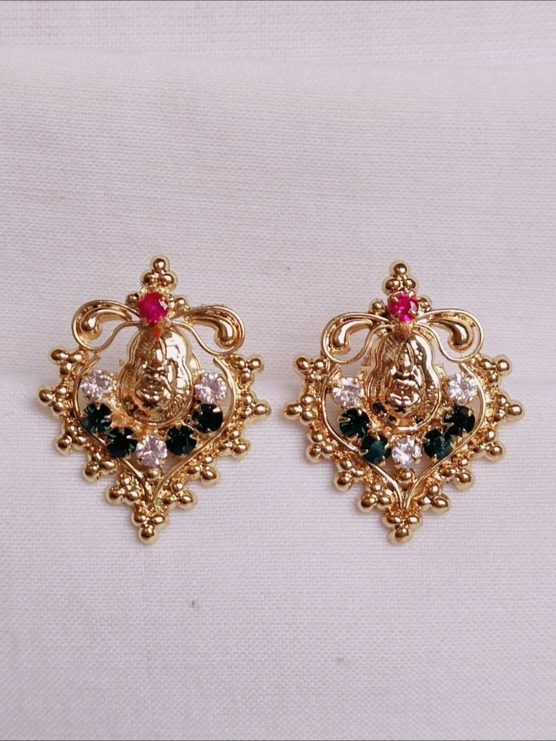 kurdekars divuu Gold Plating Contemporary Artificial Beads Antique Studs Earrings