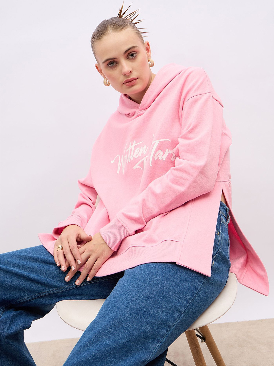 Styli Women Graphic Print Regular Fit  Long Length Casual Pullover Hoodie With Side Slit