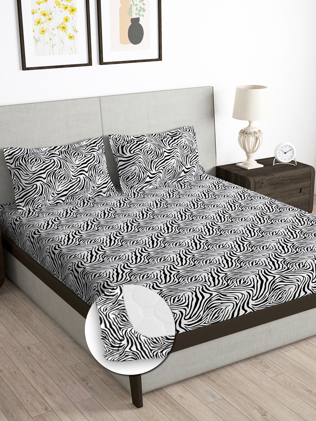 Story@home Arena Black Abstract Microfiber 180 TC Fitted Queen Bedsheet with 2 Pillow Covers-60 x 72 inches