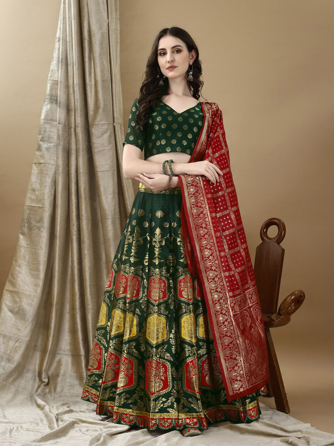 SWAMI STUDIO Ready to Wear Lehenga & Unstitched Blouse With Dupatta