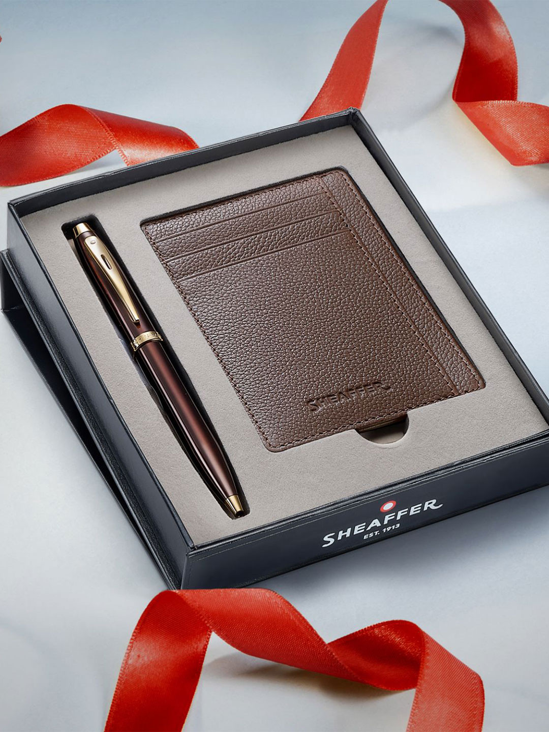 Sheaffer Brown with Gold Trim G9370 Ballpoint Pen With Credit Card Holder Giftset