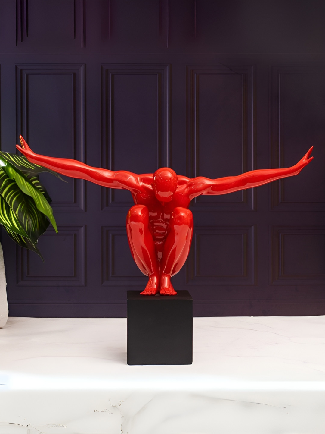 SMOKEY COCKTAIL Silent Power Red Polyresin Glossy Living Room Small Showpiece -