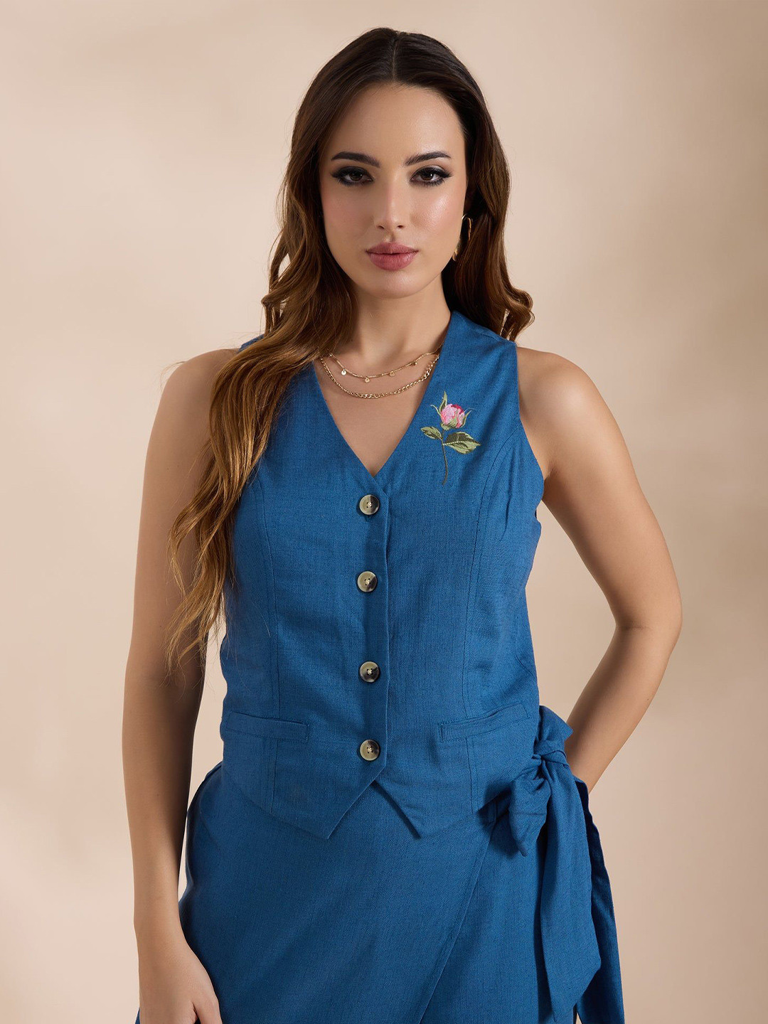 Virgio Linen Rose Embroidered Vest