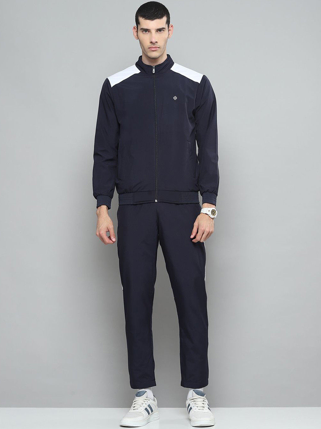 Cloak & Decker Men Mid Rise Tracksuit