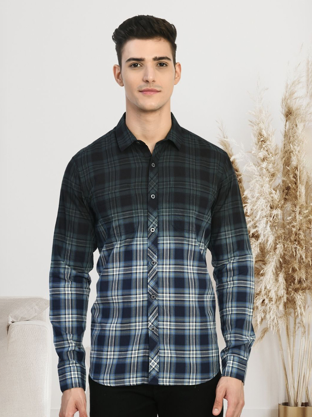 elioop Men Standard Tartan Checked Pure Cotton Casual Shirt