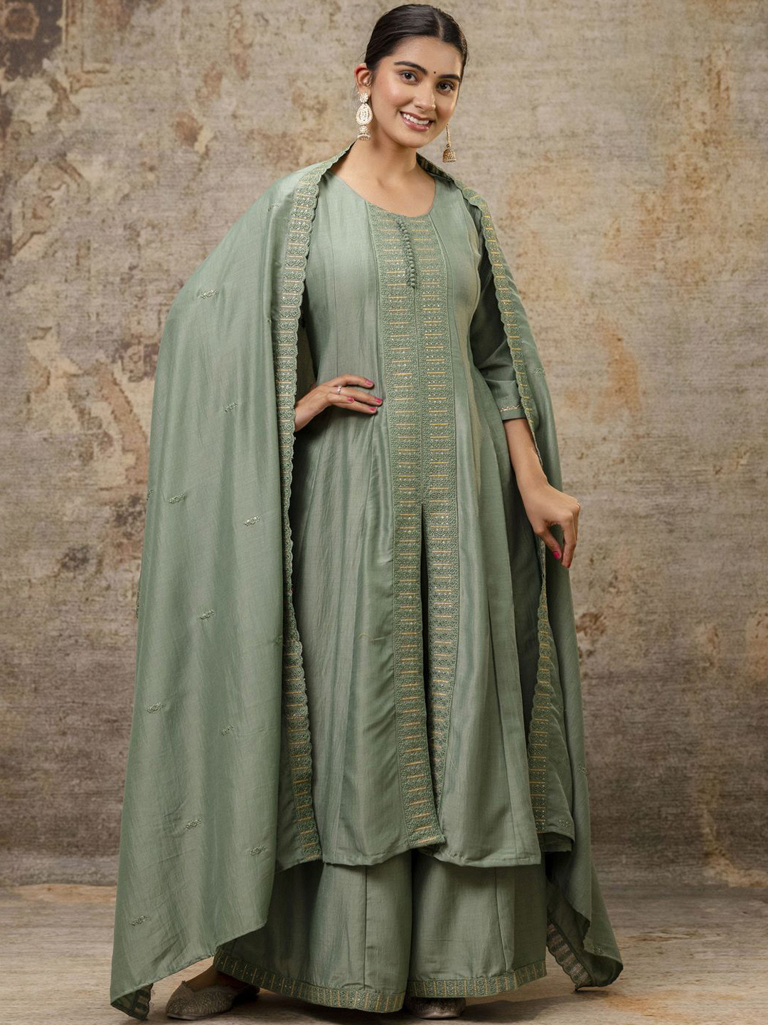VredeVogel Women Alina Cut Embroidered Regular Thread Work Kurta with Palazzos & With Dupatta