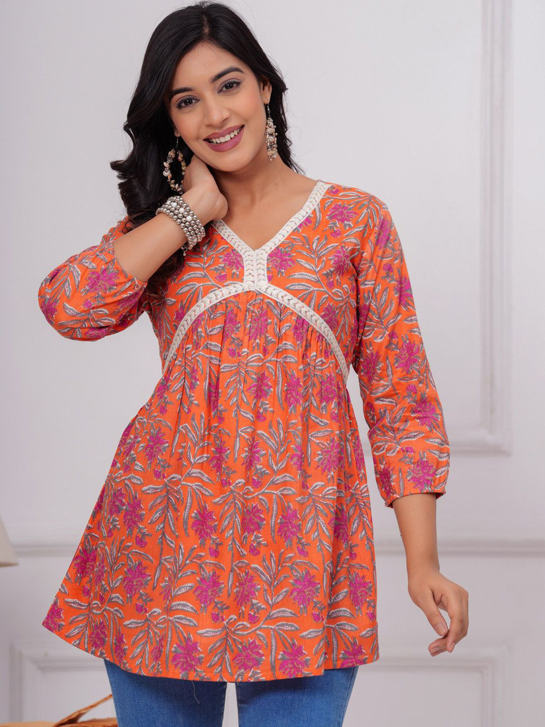Sarai Women Orange Floral Print Cotton Top