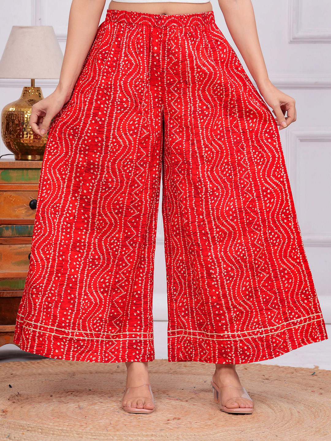 Meeranshi Women Ethnic Motifs Printed Flared Palazzo