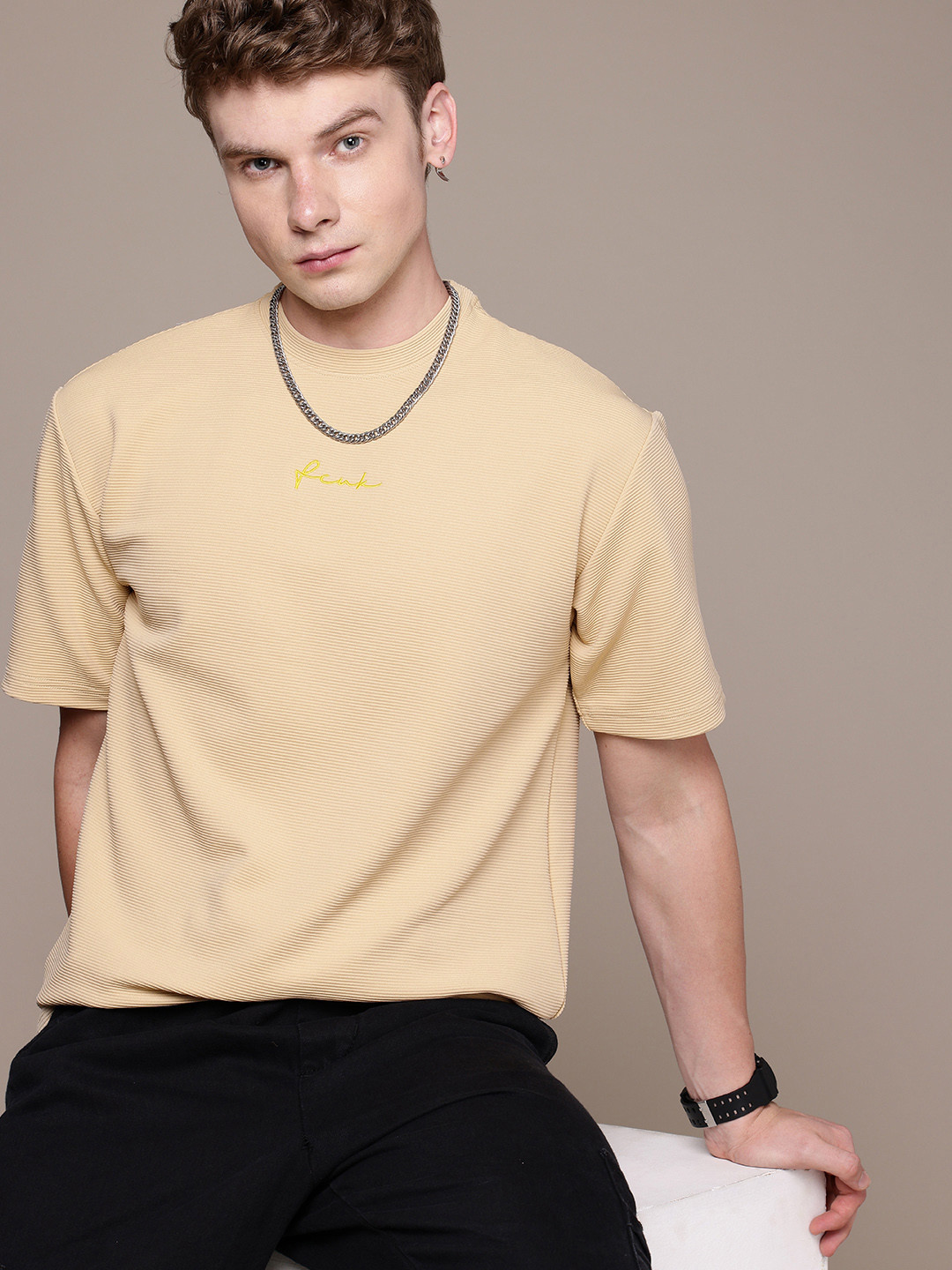 FCUK Drop-Shoulder Sleeves Relaxed Fit T-shirt