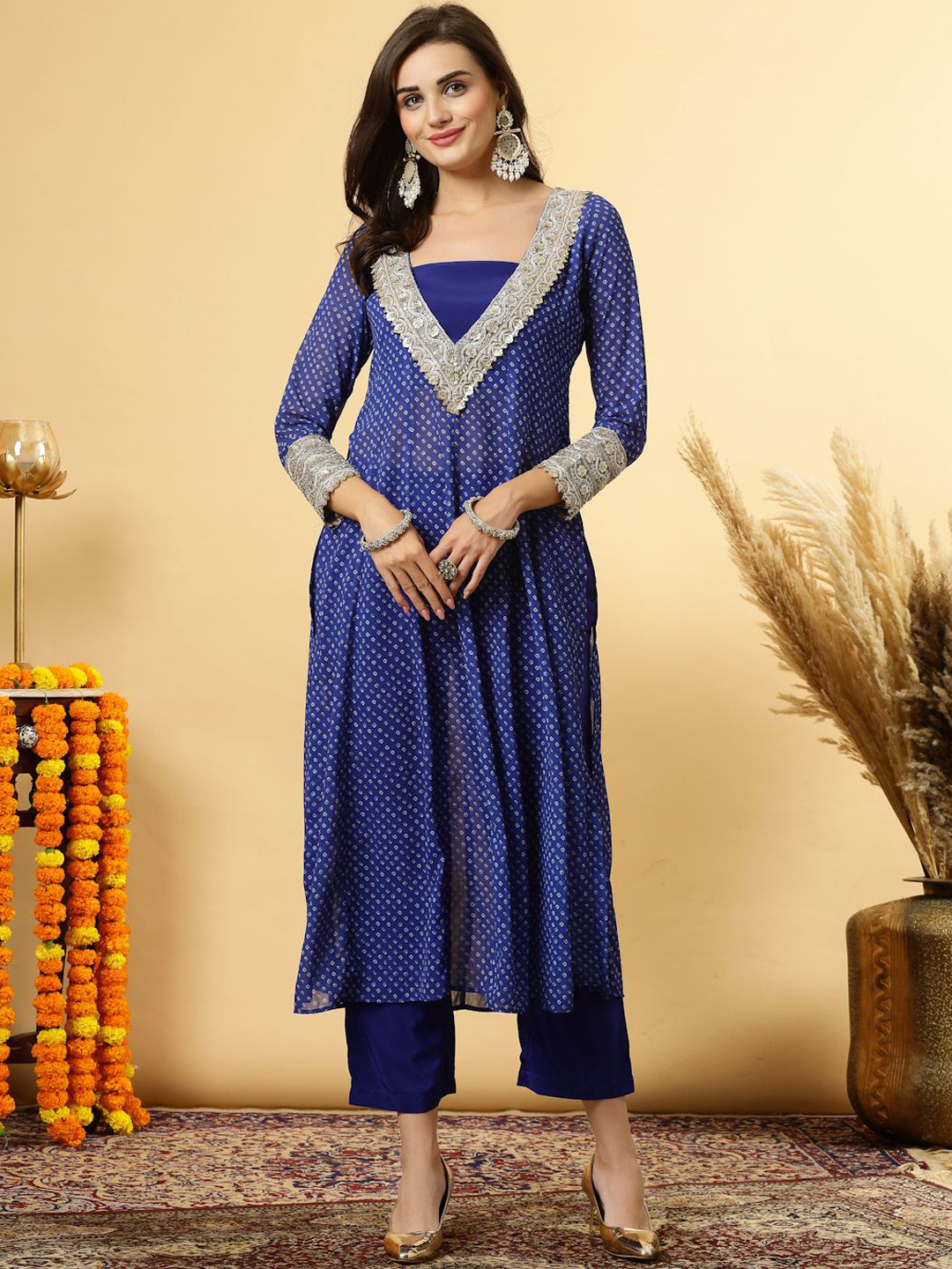 Get Glamr Women Bandhani Yoke Design High Slit Gotta Patti Kurta with Trousers