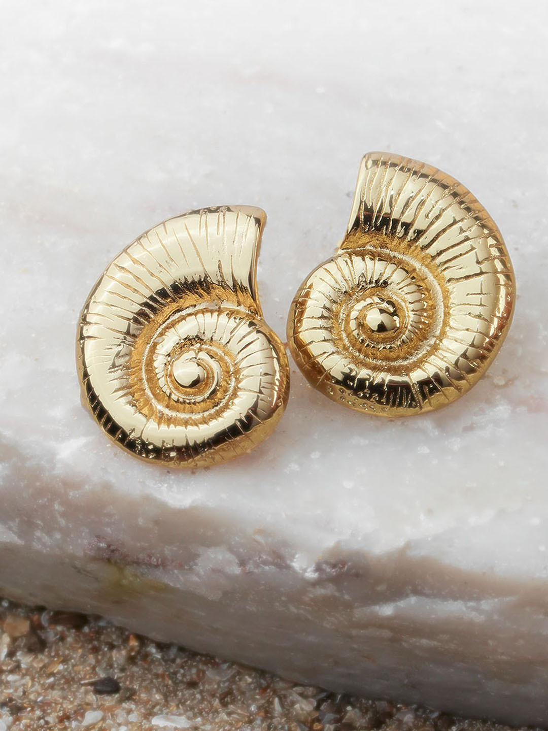 Mesmerize Moana Pearl 18K Gold Plated Stud Earrings