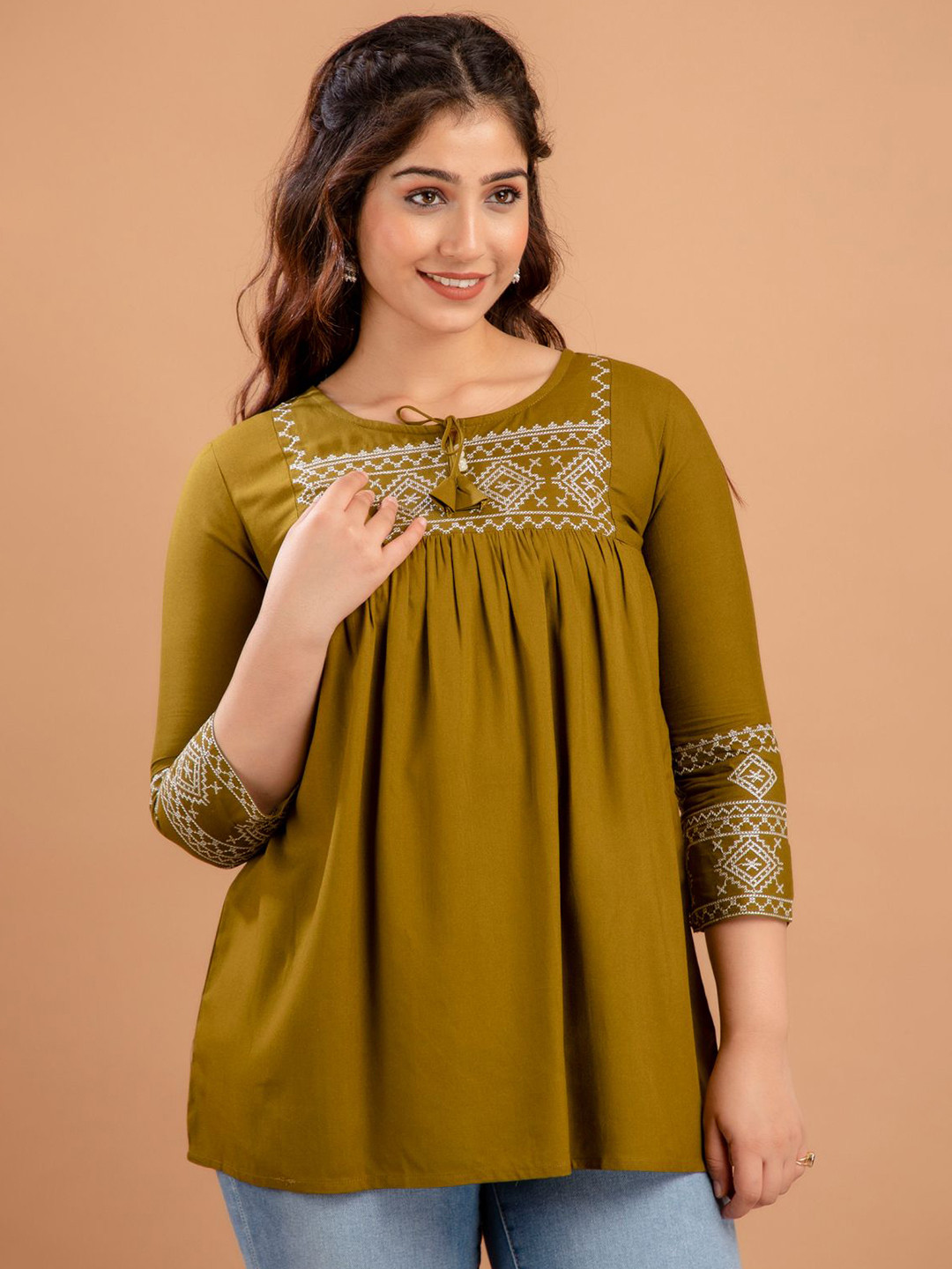 AVAYAYAT Embroidered A-Line Top