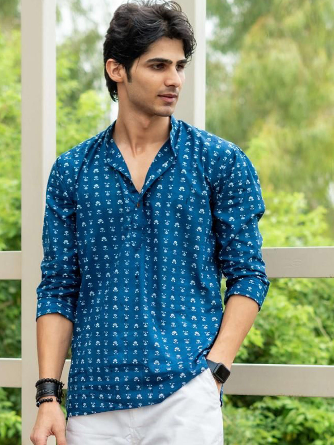 Shasak Floral Printed Mandarin Collar Cotton Straight Short Kurta