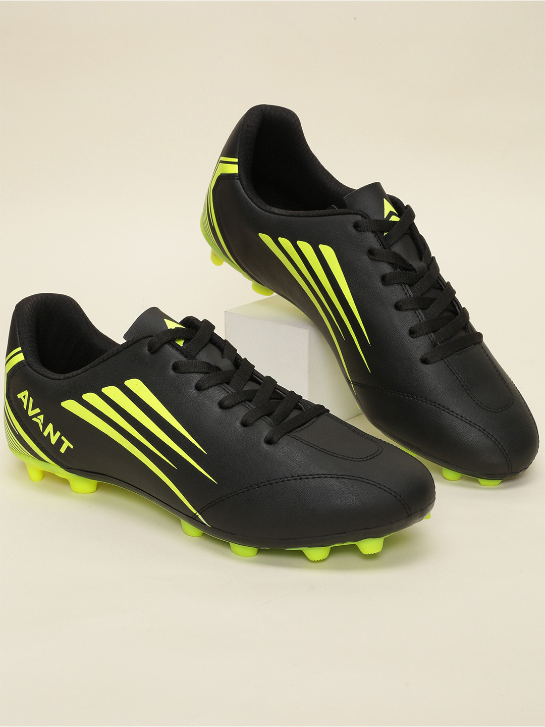 Avant Men Phantom Football Shoes