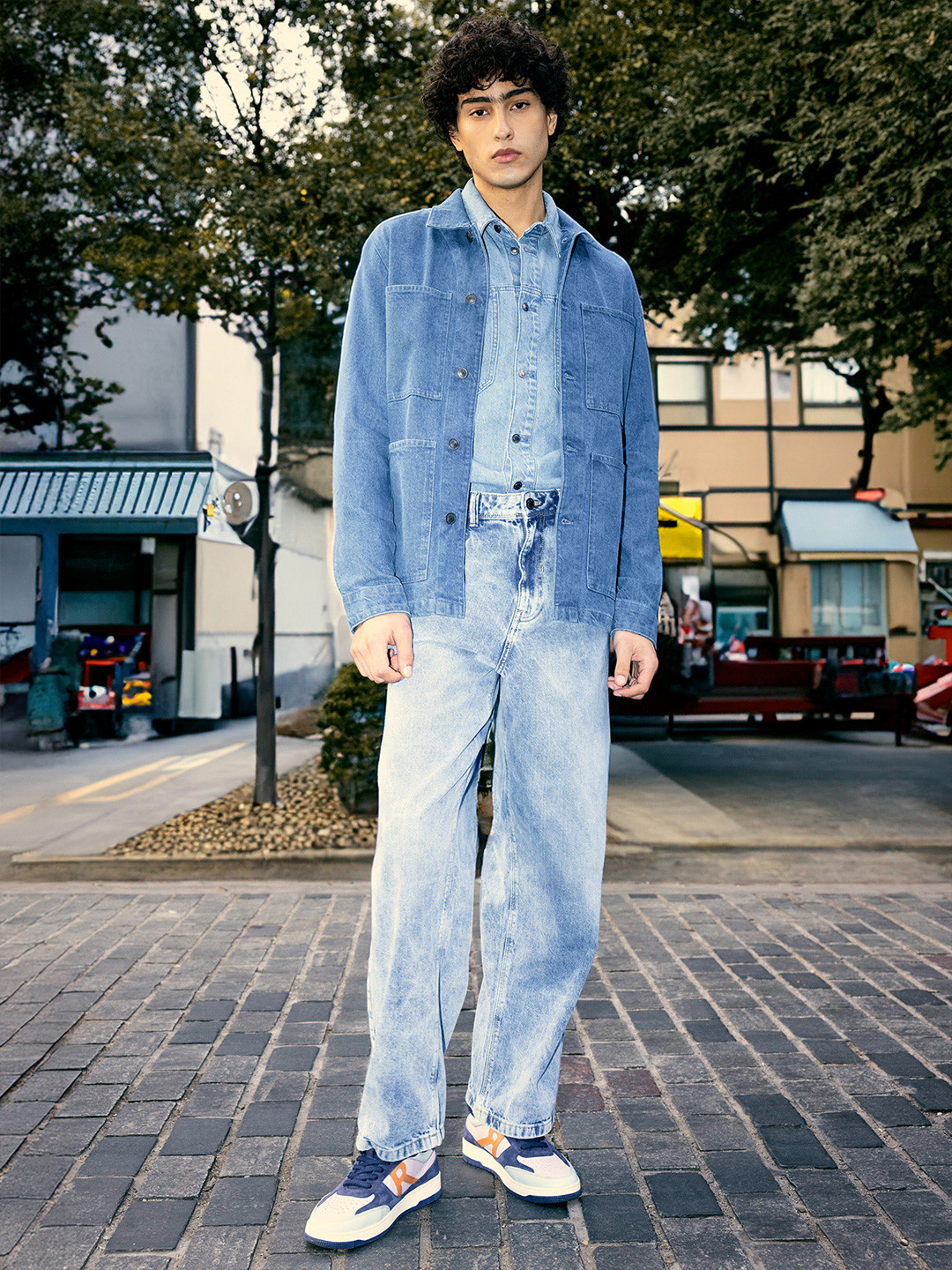 RARE RABBIT Men Riffin Light Blue Comfort Heavy Fade Jeans