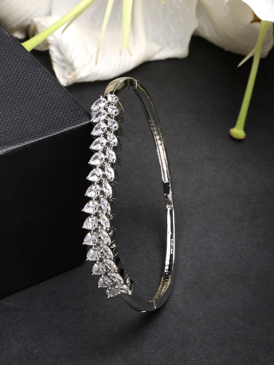 ZENEME Rhodium-Plated Leaf Design AD Studded Cuff Bracelet
