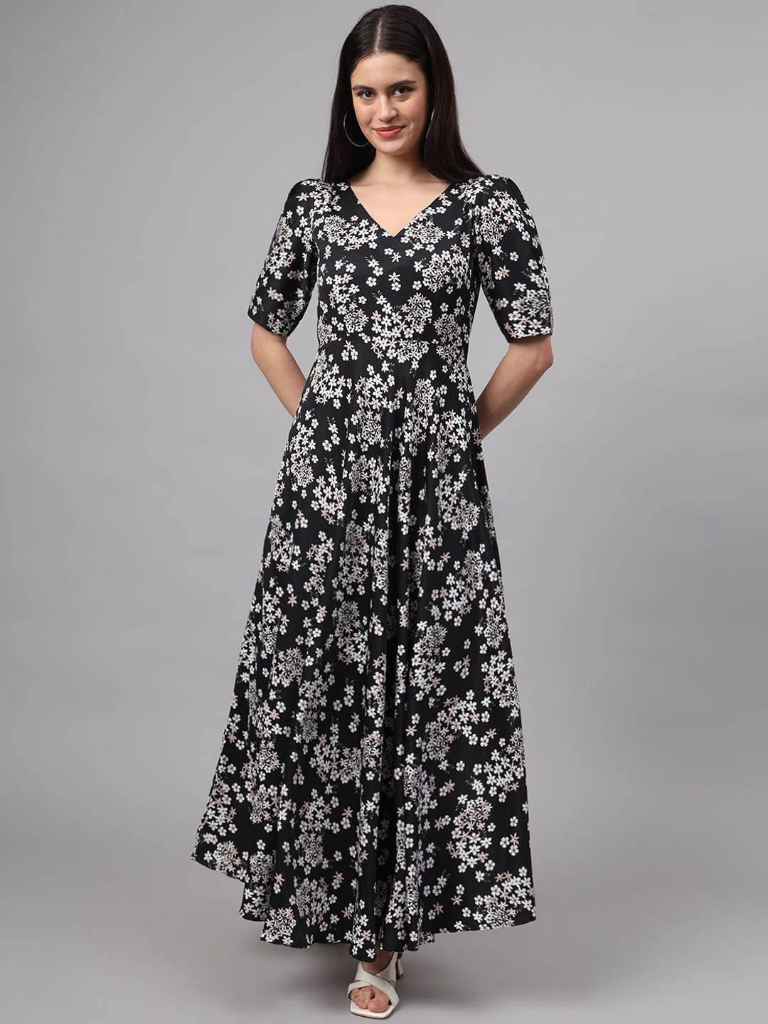 DHAKRE FASHION Floral Printed V-Neck Puff Sleeves Satin Anarkali Kurta