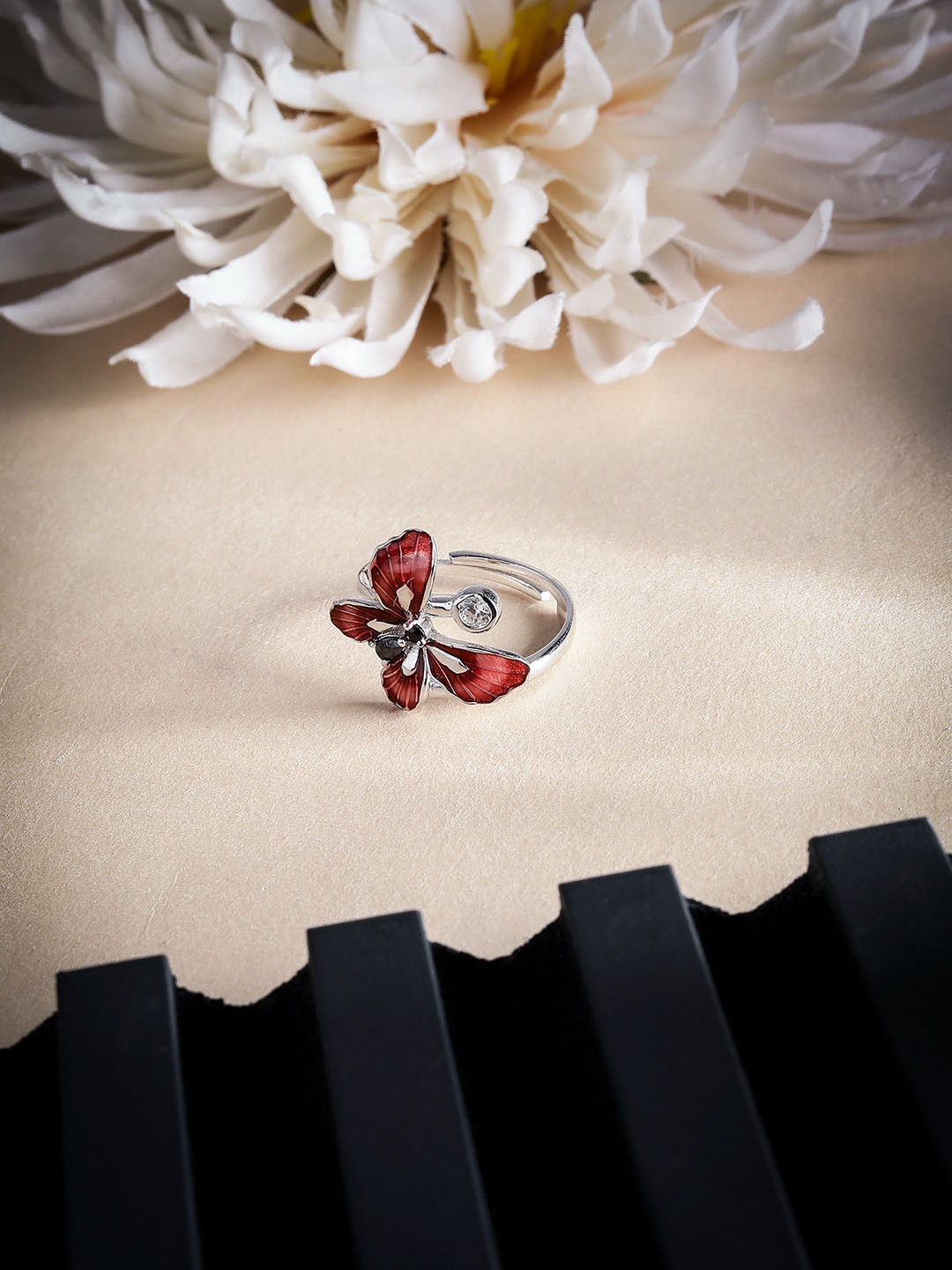 DIAVO Stones-Studded The Mystic Flutter Butterfly Finger Ring